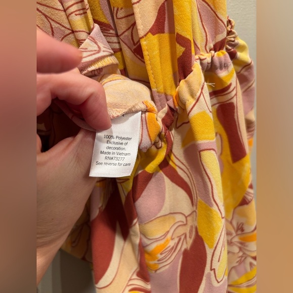 Wide leg jumpsuit halter top size XL feminine floral vacation island tropical - Picture 14 of 16